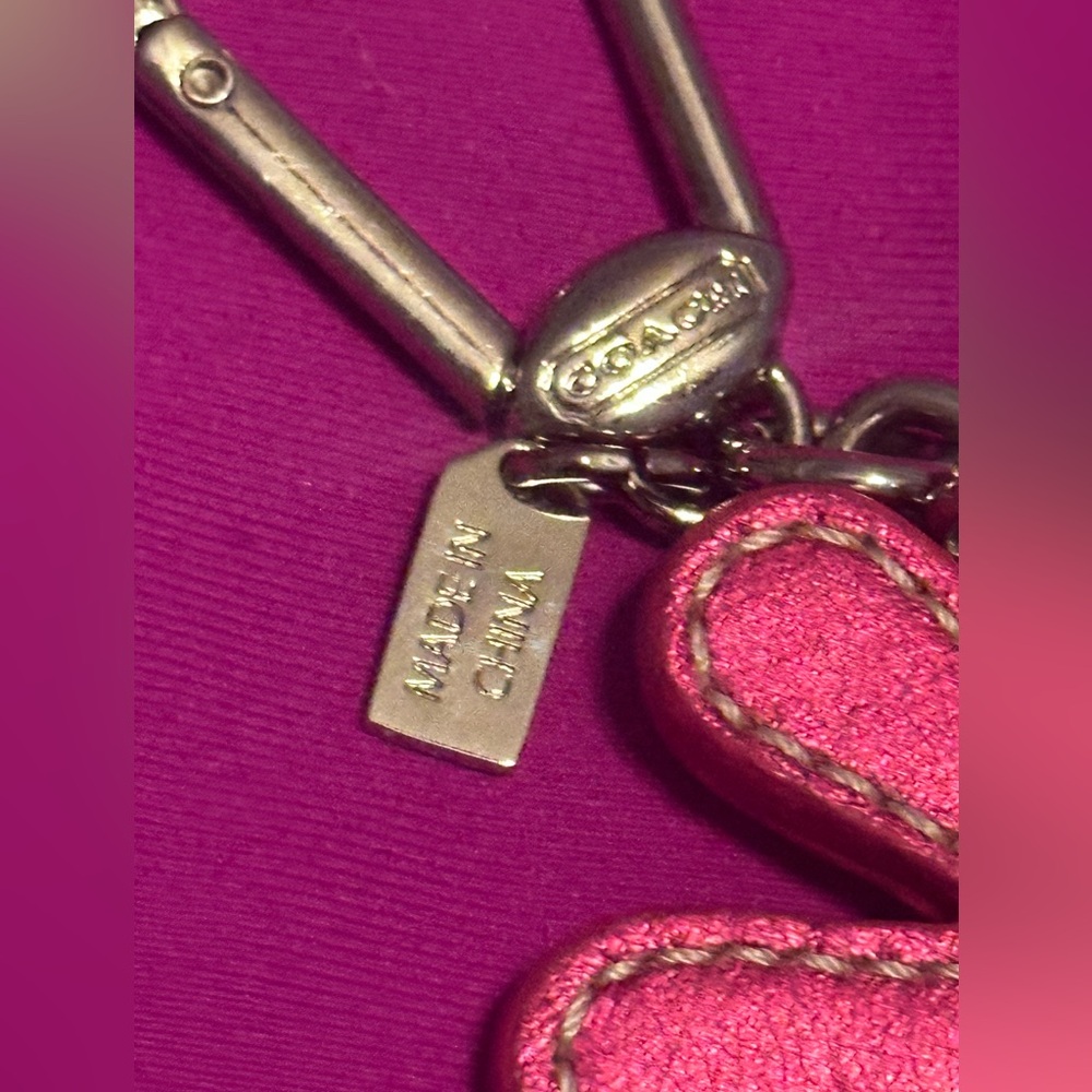 Authentic Coach Vintage Fuchsia Floral  Leather/ Gemstones Keychain! NEW - Picture 5 of 7